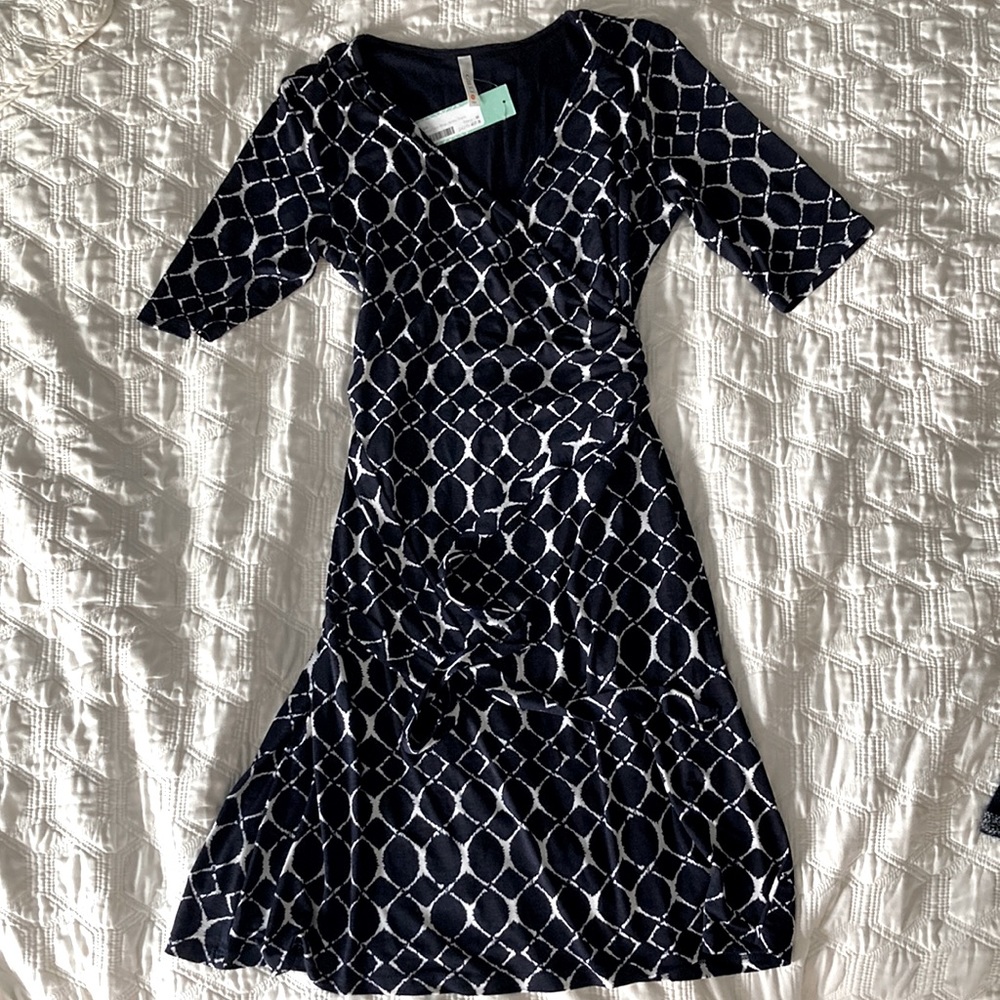 New with tags navy and white wrap dress from stitch fix gilli brand size m